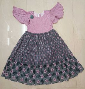 Girls' Pink &amp; Grey Floral Forge 👗💓