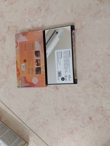 Combo Pack Of Eyeshadow And Foundation