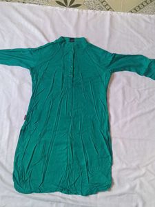 Floral Print And Button Type Kurta Combos