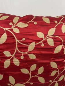 Big Red Floral Cushion with 2  Covers