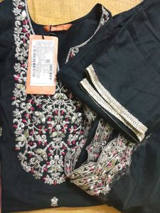 Elegant Black Embroidered Kurti Set