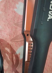 Nova Hair Straightener