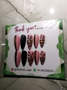 Handmade Press-On Nails - Pink & Black Floral