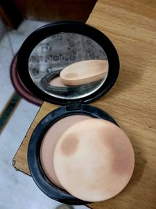 Maybelline Fit Me Compact