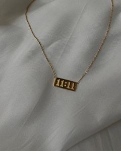 11:11 necklave