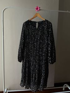 Polka DOT Pleated Midi Dress