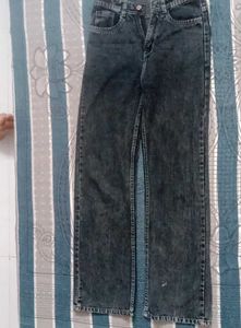 Women High Wasted Jeans With A Perfect Length