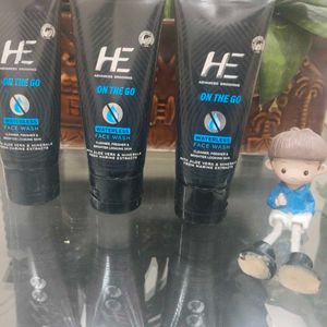 He On The Go Waterless Face Wash 50 gm 3 Pieces