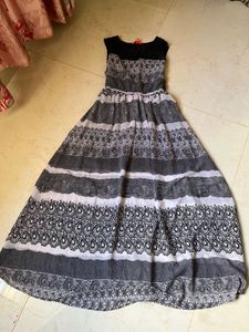 Elegant Patterned Maxi Dress