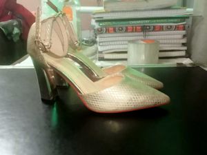 Golden Pointed Heels