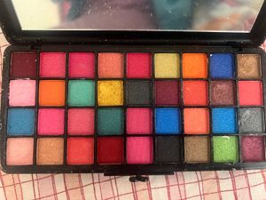 Makeup Palette