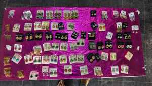 Earrings Collection