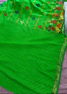 10 Green Floral Print Saree With Blouse