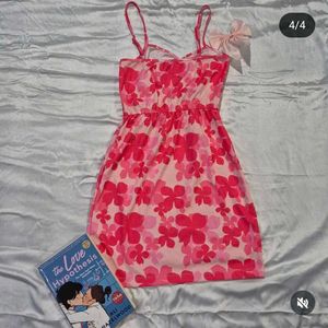 Front / Back Knot Floral Dress