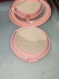 Lakme 9to5 Powder + Foundation