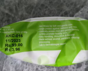 2 Pck Wet Wipes / Facial / Make-up Remover