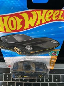 Hot Wheels &#39;71 Lamborghini Miura