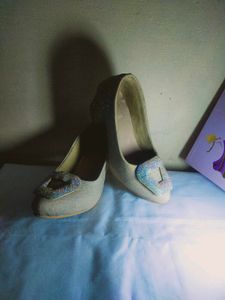 Elegant Sparkly Ballerinas