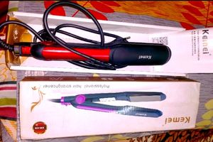 🎉OFFER‼️New Kemei Hair straightener‼️