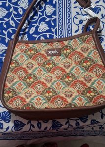 Zouk Handbag with Paisley Pattern