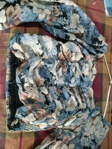 Floral Print Crop Top