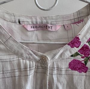 Floral Embroidered Tunic