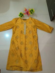 Elegant Yellow Printed Kurta