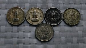 Vintage 25 Paise Coin Collection (1972-1988)