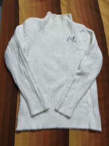 Women Cozy soft fur White Knit Sweater