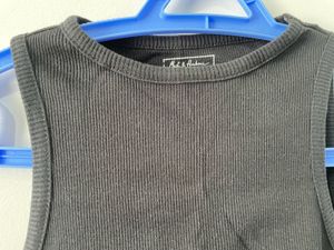 High Neck Sleeveless Black Tshirt