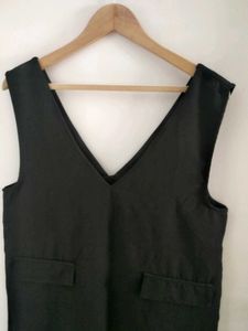 Classic Black Sleeveless Dress