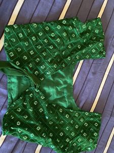 Bottle Green Lahenga With Tie Dye Dupatta