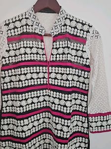 Pretty Kurta For Women