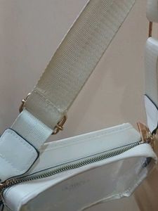 L&#39;Oreal Crossbody Bag