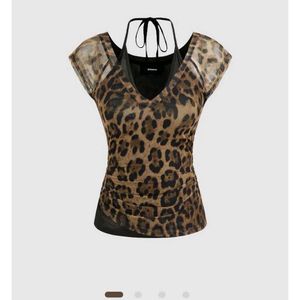 leopard print top