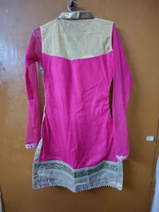Pink N Golden Patila suit ( kurta is padded)