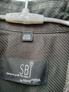 Men&#39;s shirt