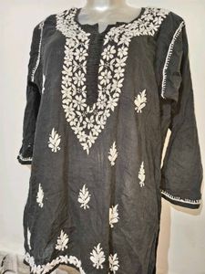 🎄Buy 1, Get 1 Free🎁Chikkankari Short Kurti 34"-3