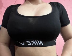 Nike Crop Top