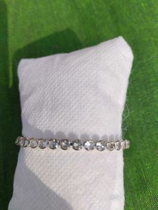 Sparkling bracelet