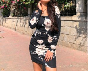 Floral Black Mini Bodycone Dress🌸💕