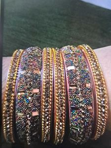 Set Of 4 Beaded Bangle