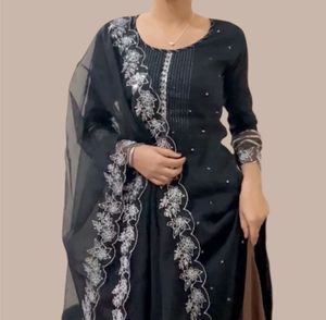 Elegant Black Salwar Kameez Suit