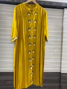 Elegant Yellow Embroidered Kurta