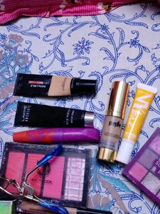 Makeup Combo For Aaliya