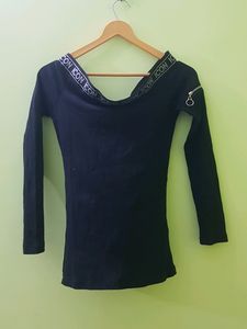 New Strechy Offshoulder Top