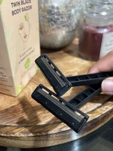 Sanfe Twin Blade Body Razor