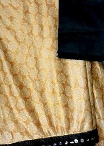 Gold Floral Print Saree