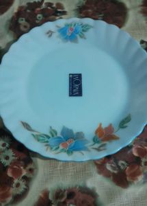 4 La Opala Floral Dinner Plates