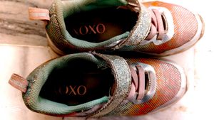 Light Shoes